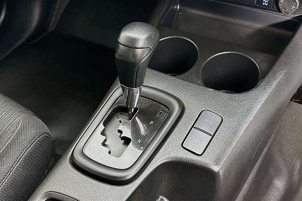 2022 Toyota HILUX SR GUN126R 4X4