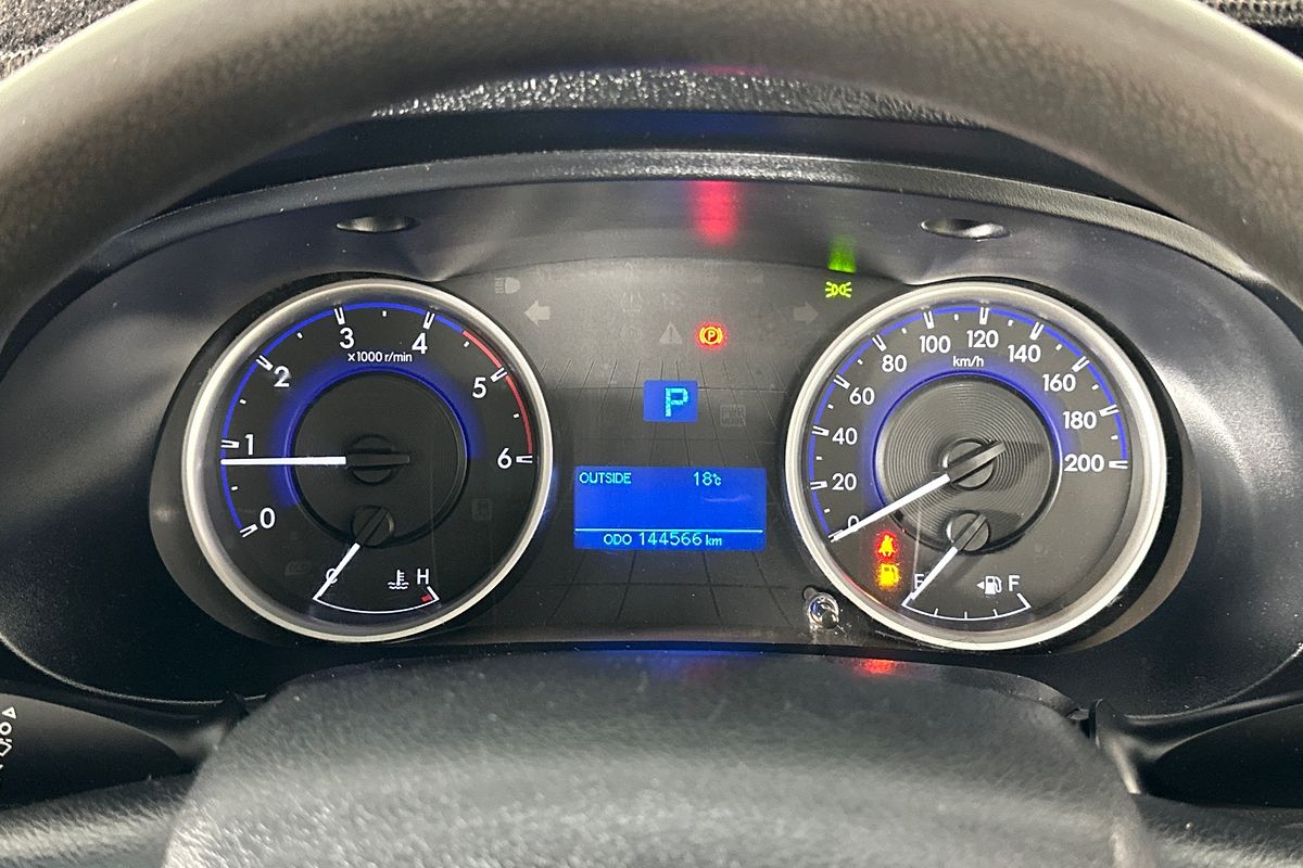 2016 Toyota HILUX SR (4x4) GUN126R 4X4
