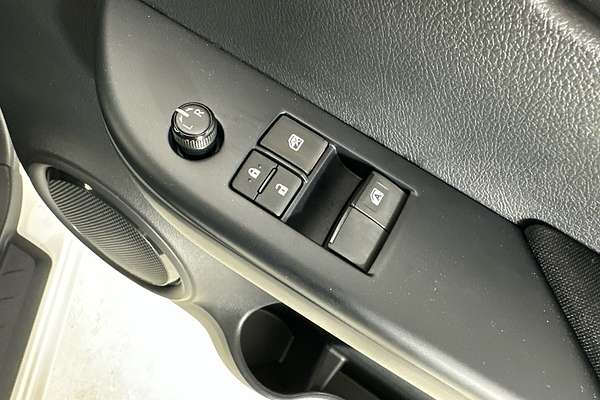 2025 Toyota HILUX Workmate TGN121R REAR WHEEL DRIVE