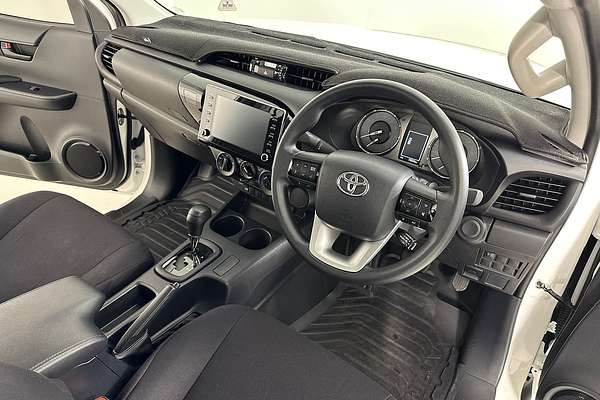 2025 Toyota HILUX WORKMATE (4x2) TGN121R RC REAR WHEEL DRIVE