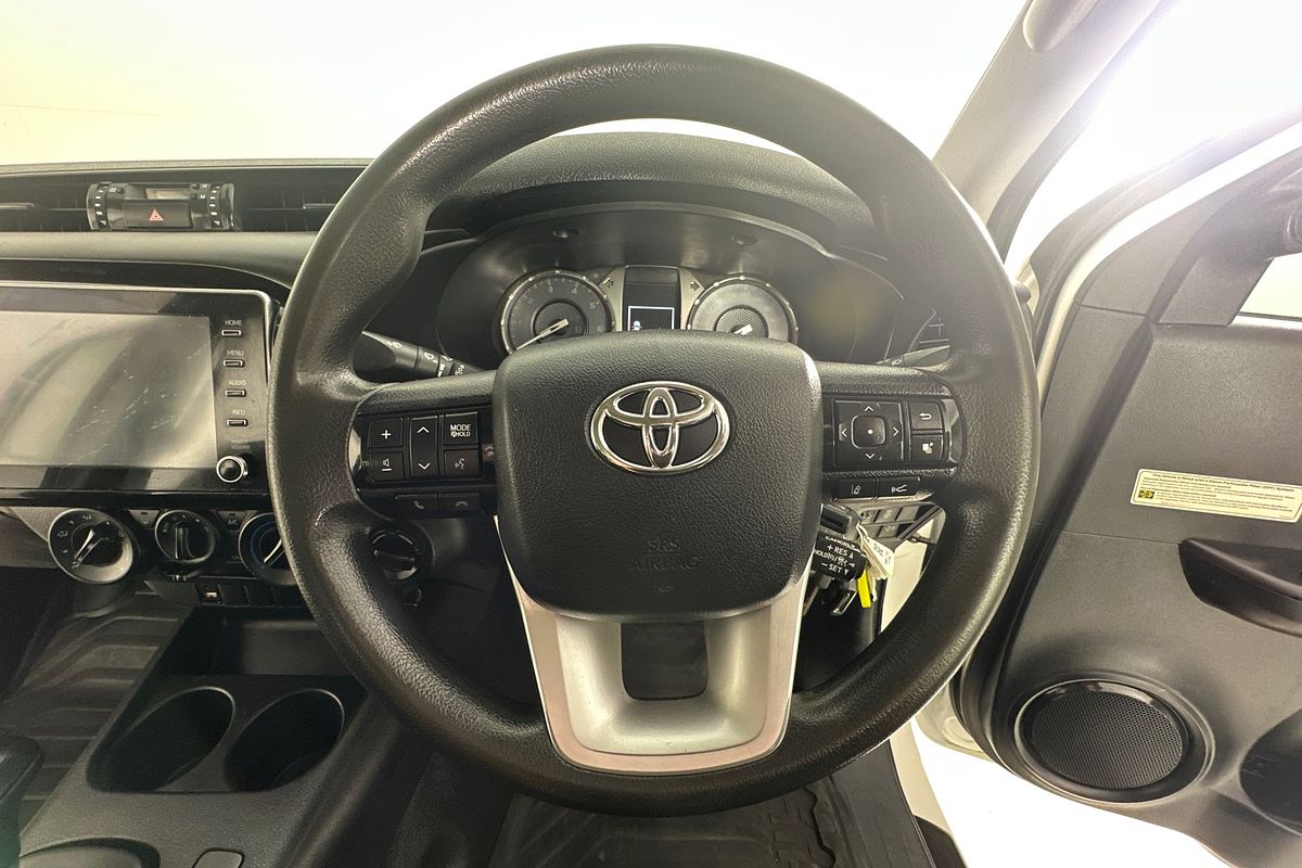 2021 Toyota HILUX SR (4x4) GUN126R 4X4