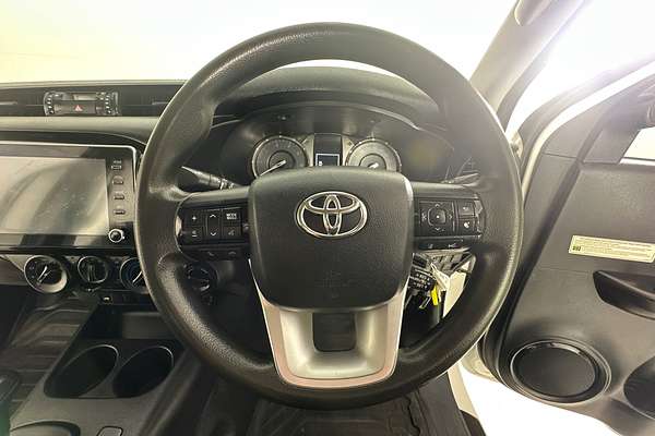 2021 Toyota HILUX SR (4x4) GUN126R 4X4