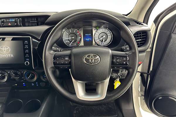2022 Toyota HILUX SR (4x4) GUN126R 4X4