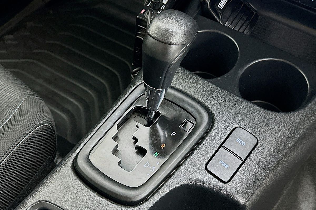 2022 Toyota HILUX SR (4x4) GUN126R 4X4