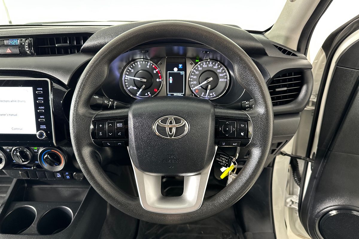 2023 Toyota HILUX SR (4x4) GUN126R 4X4