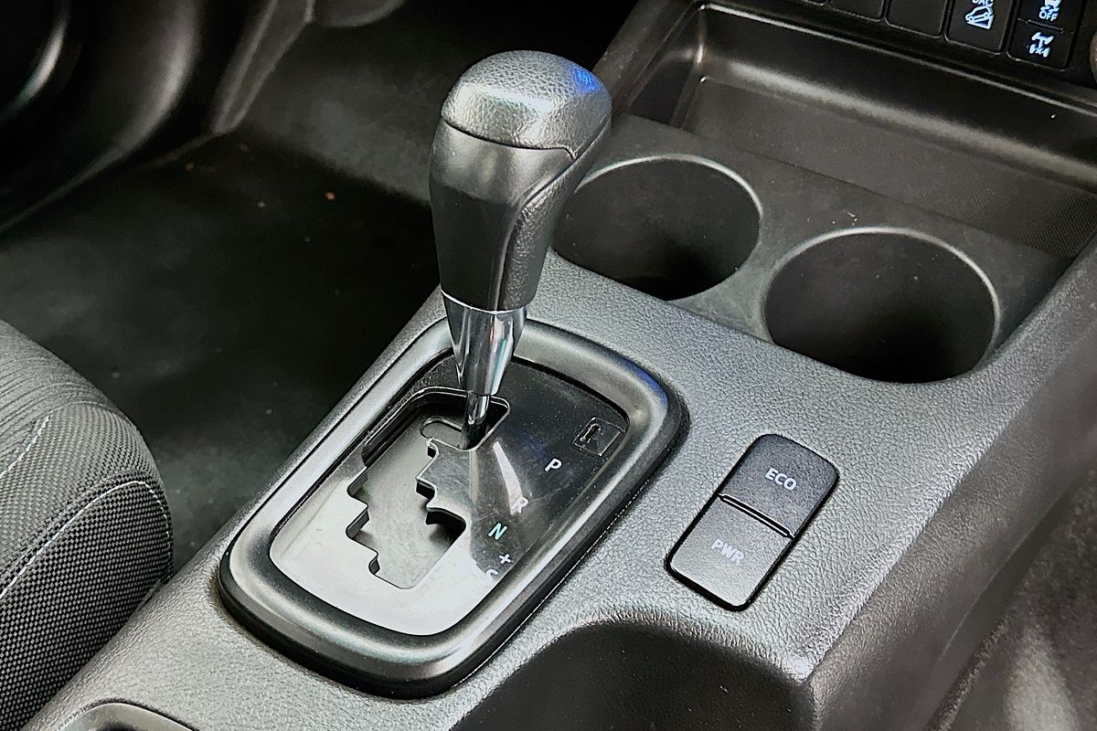 2021 Toyota HILUX SR (4x4) GUN126R 4X4