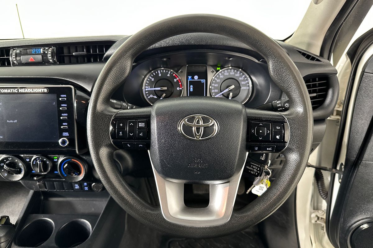 2021 Toyota HILUX SR (4x4) GUN126R FACELIFT 4X4