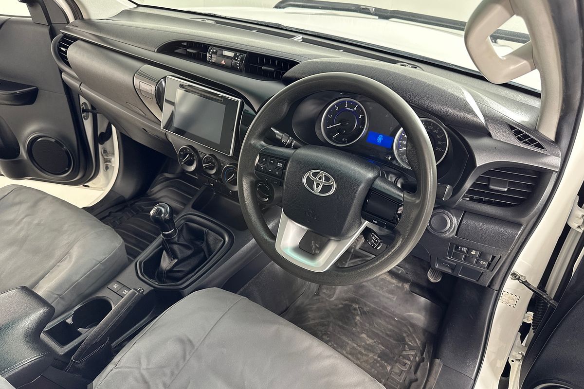 2018 Toyota HILUX SR (4x4) GUN126R MY19 4X4