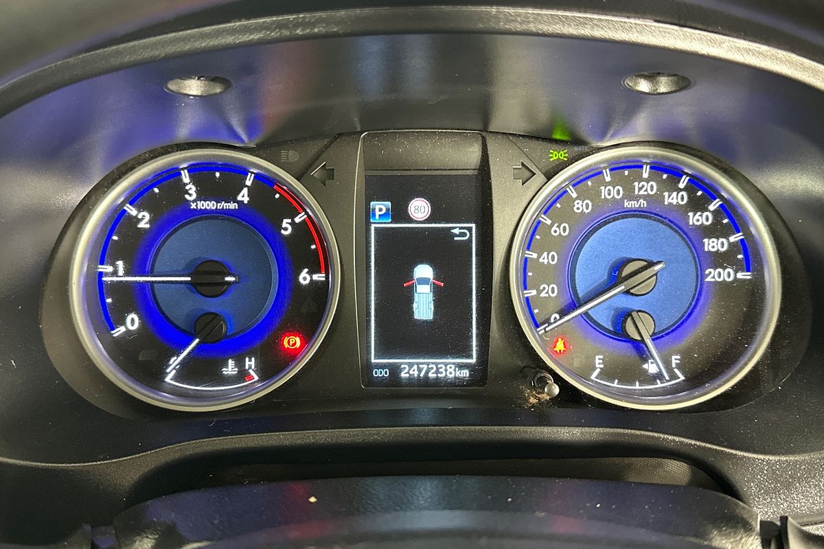 2019 Toyota HILUX SR (4x4) GUN126R MY19 4X4