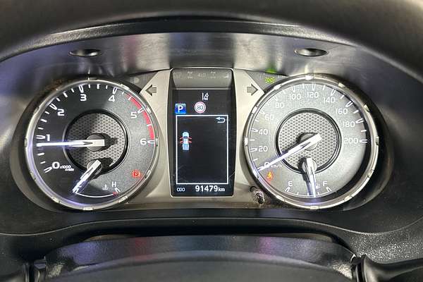 2020 Toyota HILUX SR (4x4) GUN126R FACELIFT 4X4