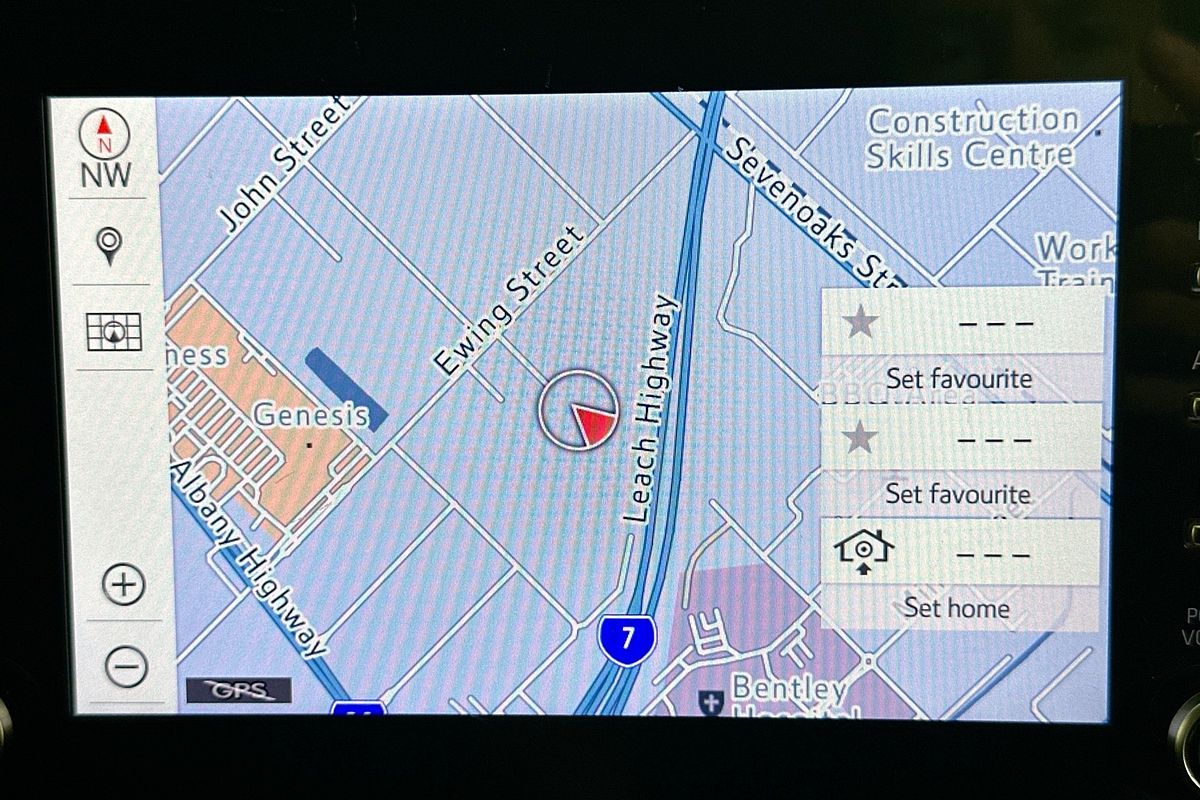 2021 Toyota HILUX SR5 (4x4) GUN126R FACELIFT 4X4