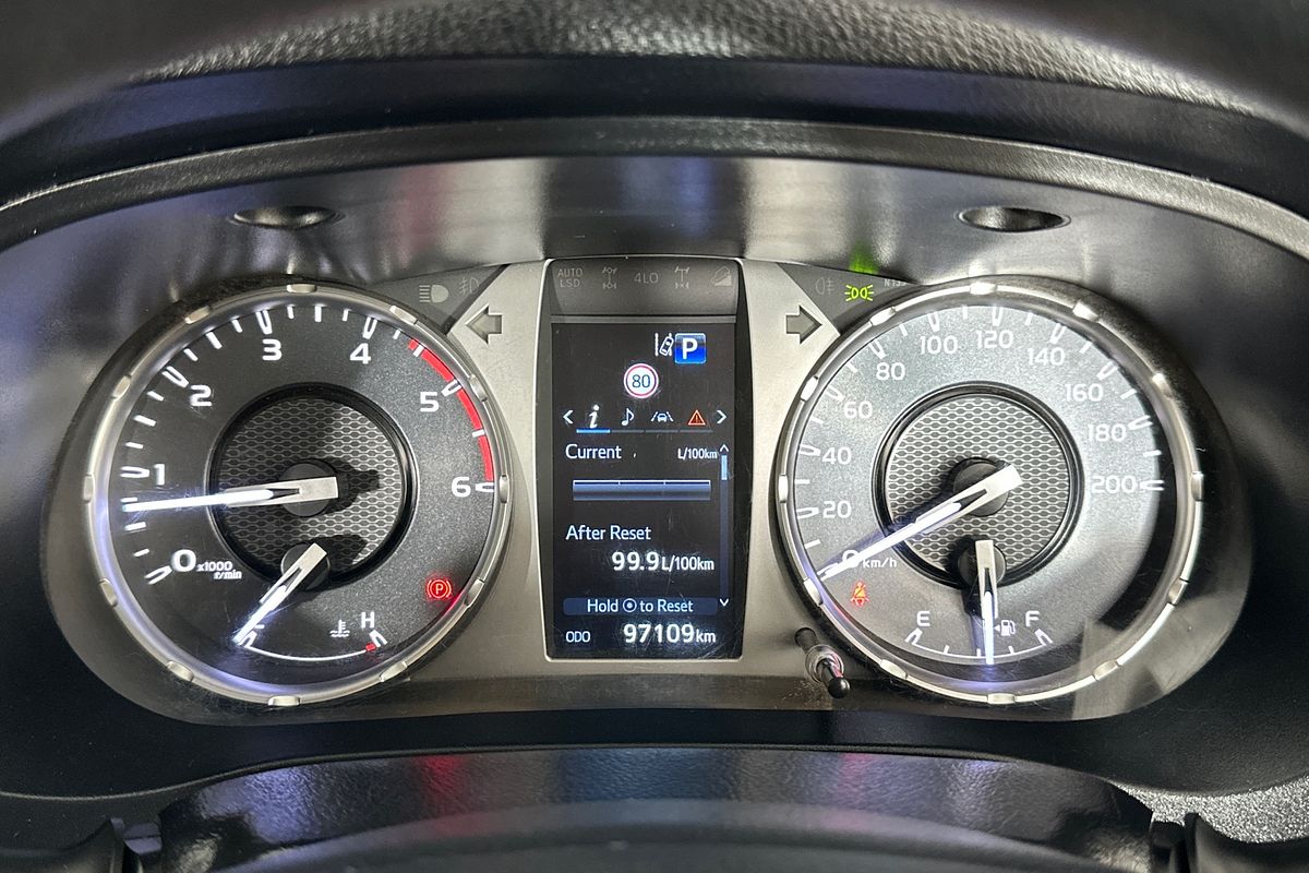 2022 Toyota HILUX SR (4x4) GUN126R 4X4
