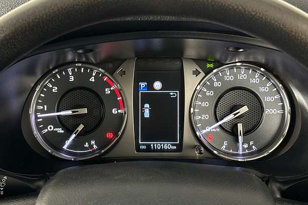 2020 Toyota HILUX SR (4x4) GUN126R FACELIFT 4X4