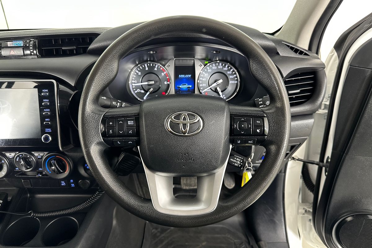 2022 Toyota HILUX SR (4x4) GUN126R 4X4