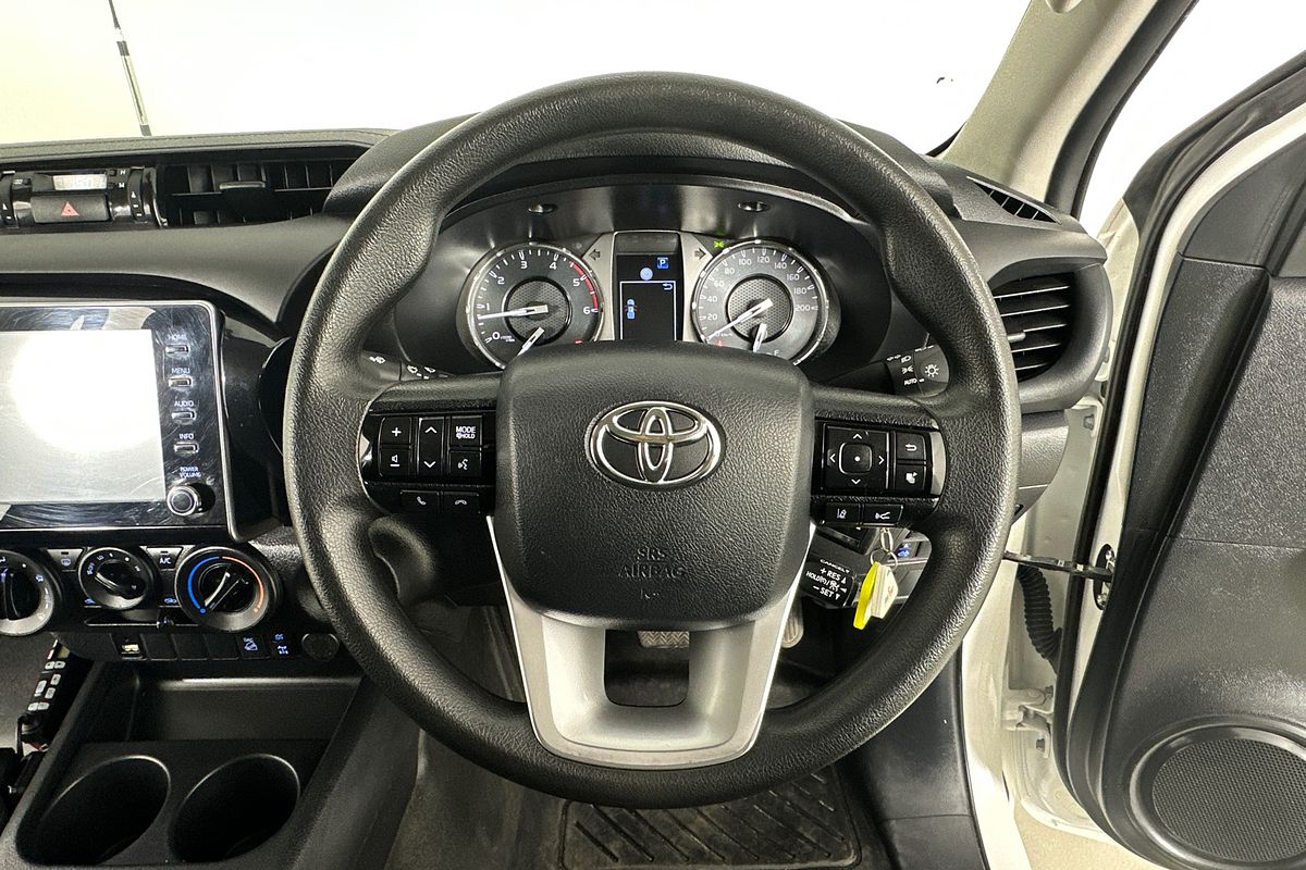 2023 Toyota HILUX SR (4x4) GUN126R 4X4