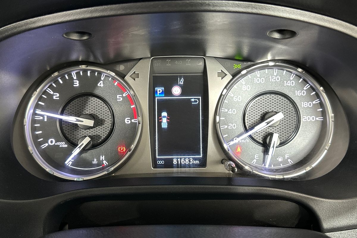 2020 Toyota HILUX SR (4x4) GUN126R FACELIFT 4X4