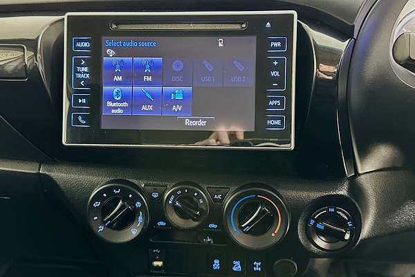 2018 Toyota HILUX SR (4x4) GUN126R MY19 4X4