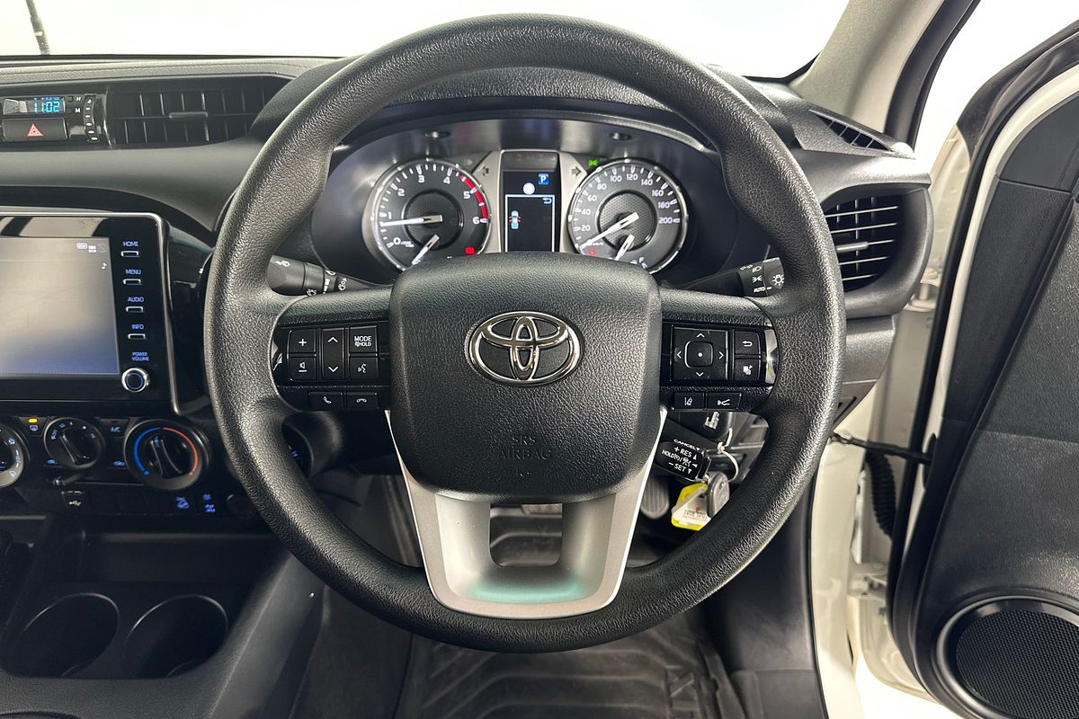 2024 Toyota HILUX SR (4x4) GUN126R 4X4