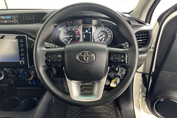 2024 Toyota HILUX SR (4x4) GUN126R 4X4