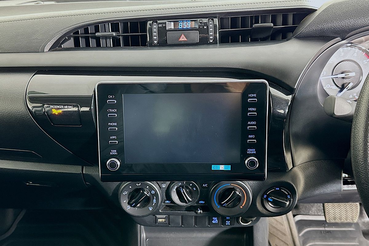 2024 Toyota HILUX SR (4x4) GUN126R 4X4