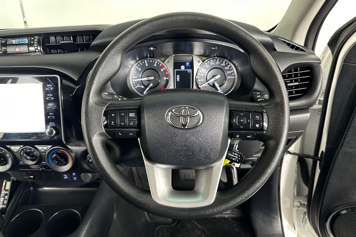 2022 Toyota HILUX SR (4x4) GUN126R 4X4