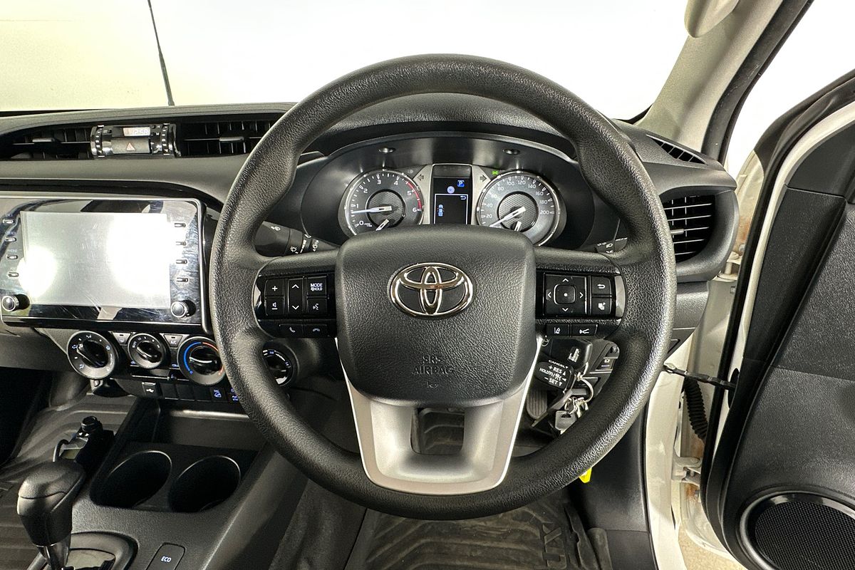 2024 Toyota HILUX SR (4x4) GUN126R 4X4