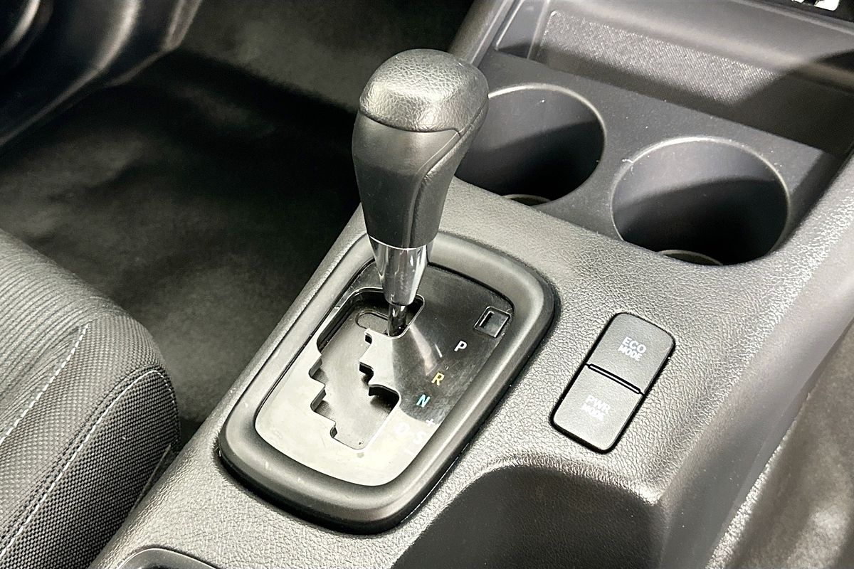 2021 Toyota HILUX SR (4x4) GUN126R 4X4