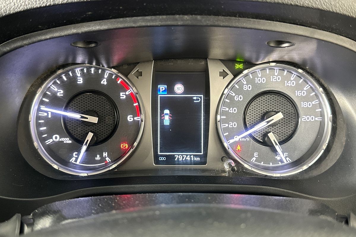 2021 Toyota HILUX SR (4x4) GUN126R FACELIFT 4X4