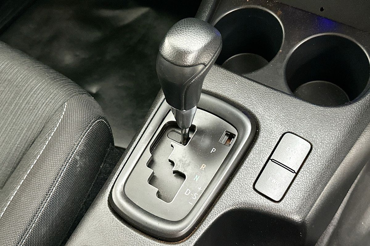 2023 Toyota HILUX SR (4x4) GUN126R 4X4