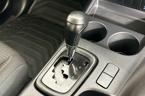 2024 Toyota HILUX SR (4x4) GUN126R 4X4