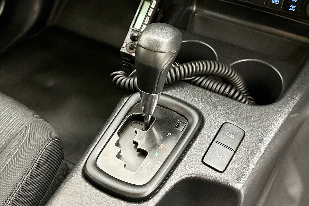 2022 Toyota HILUX SR (4x4) GUN126R 4X4