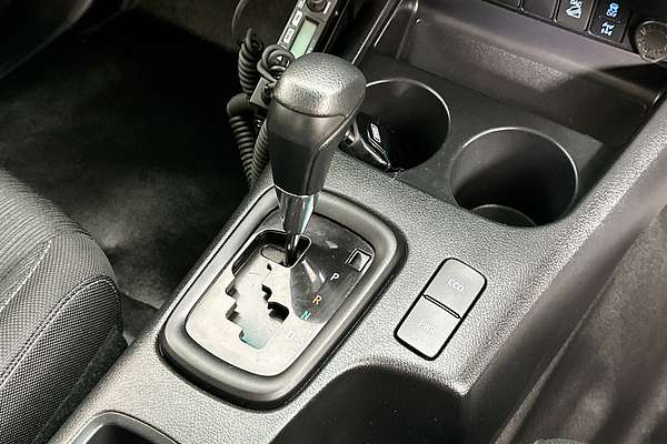 2022 Toyota HILUX SR (4x4) GUN126R 4X4