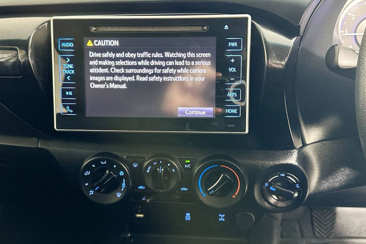2018 Toyota HILUX SR (4x4) GUN126R MY19 4X4