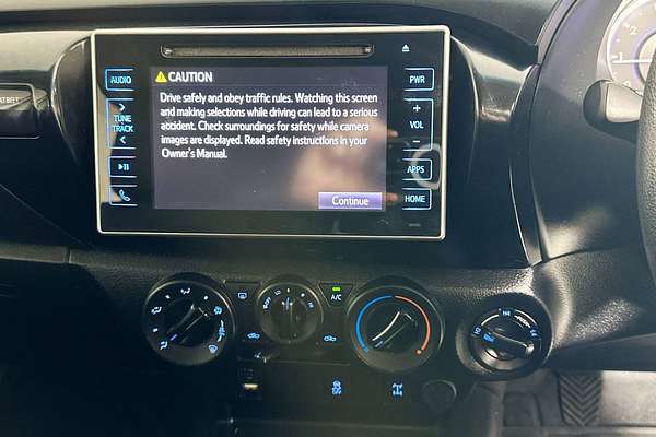 2018 Toyota HILUX SR (4x4) GUN126R MY19 4X4