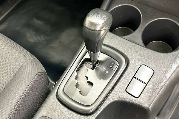 2021 Toyota HILUX SR (4x4) GUN126R 4X4