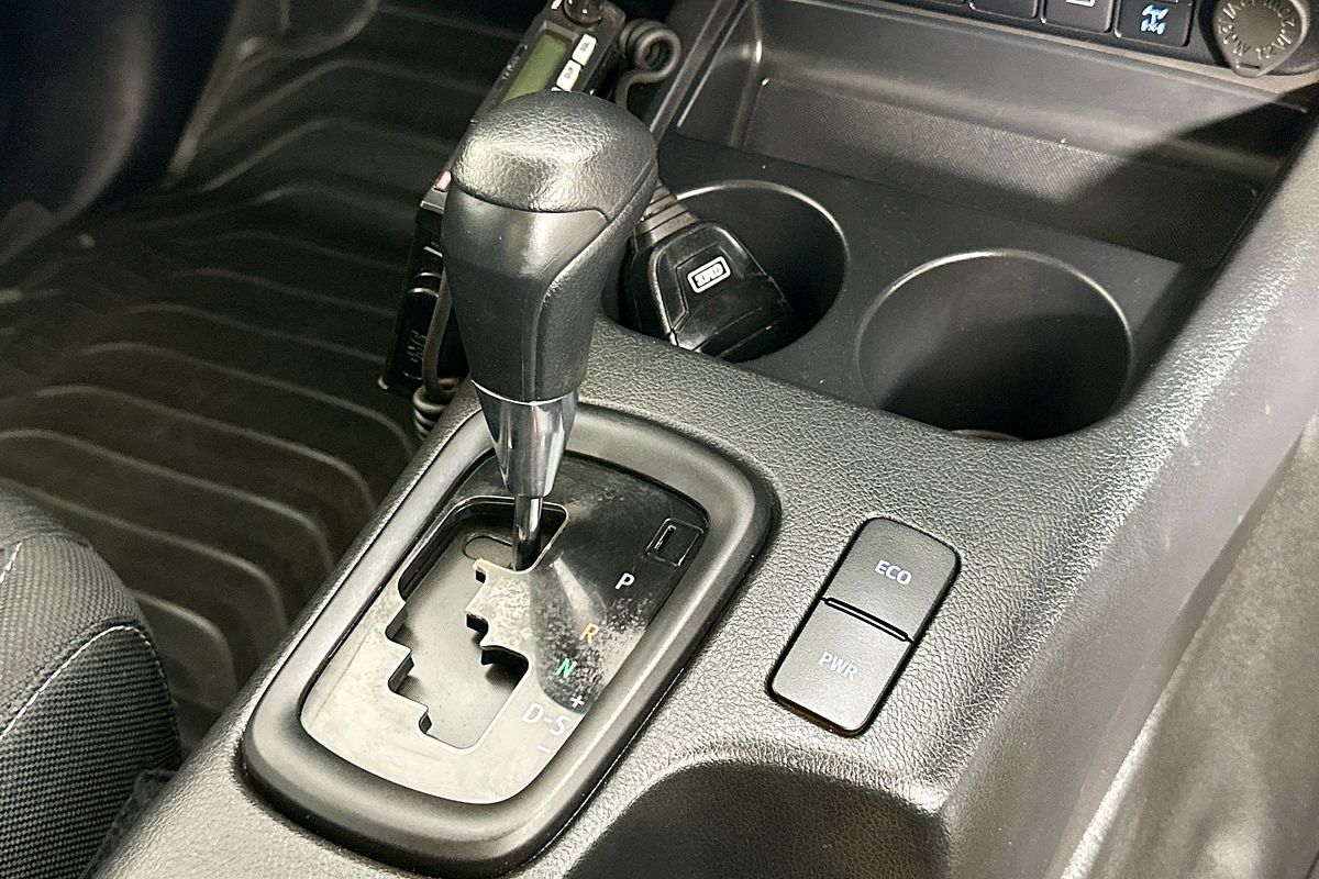 2022 Toyota HILUX SR (4x4) GUN126R 4X4