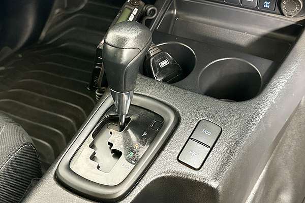 2022 Toyota HILUX SR (4x4) GUN126R 4X4