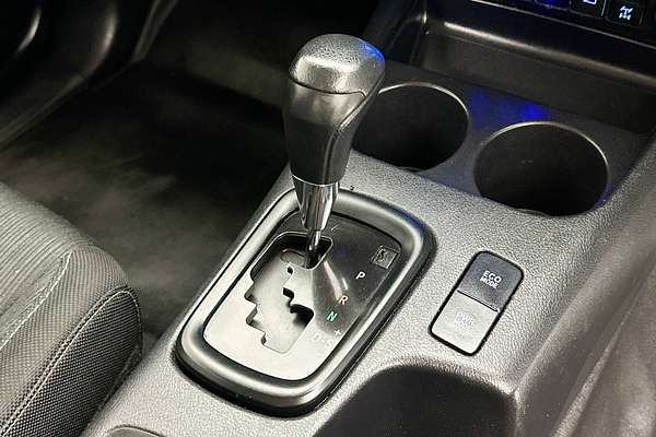2021 Toyota HILUX SR (4x4) GUN126R 4X4