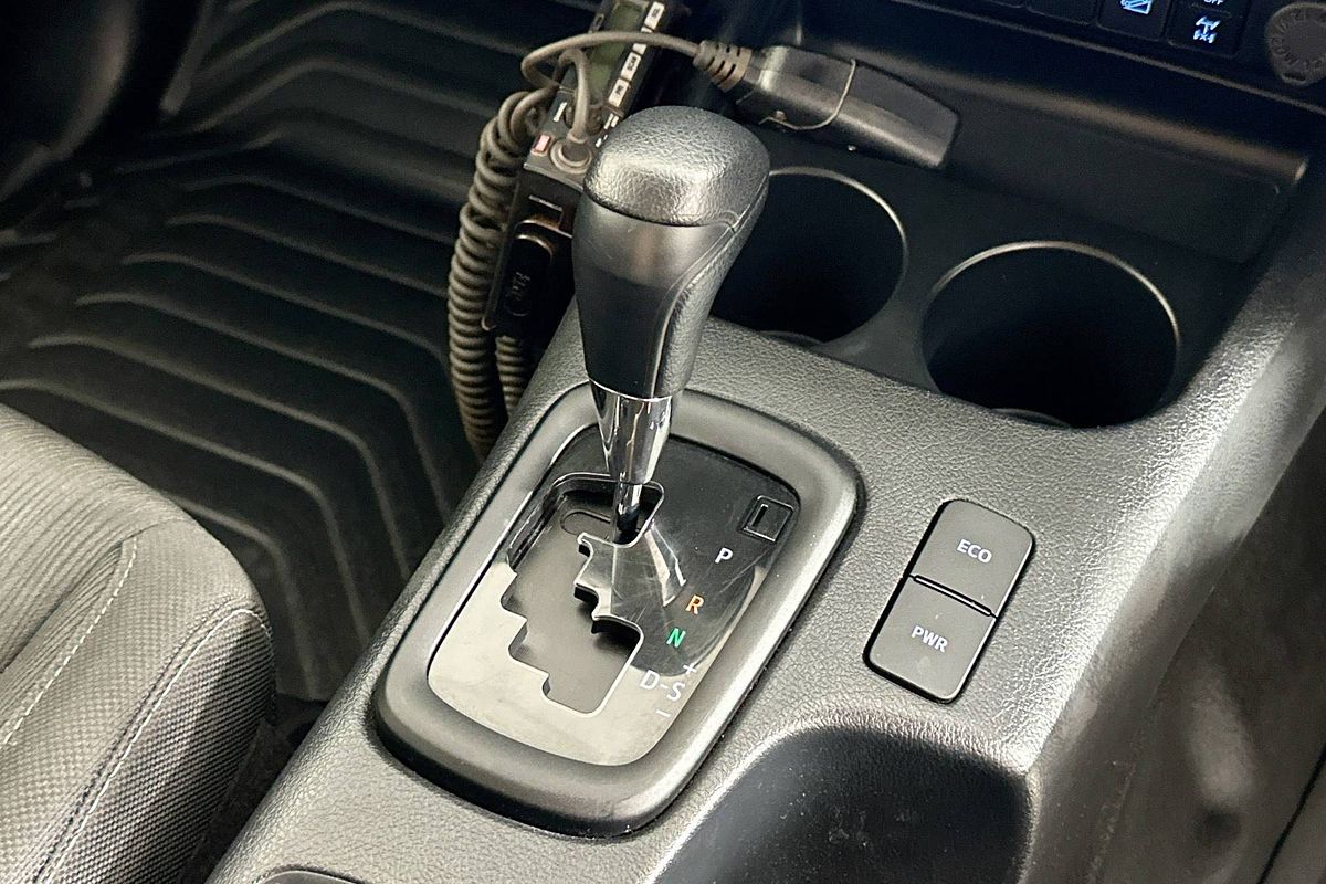 2024 Toyota HILUX SR (4x4) GUN126R 4X4