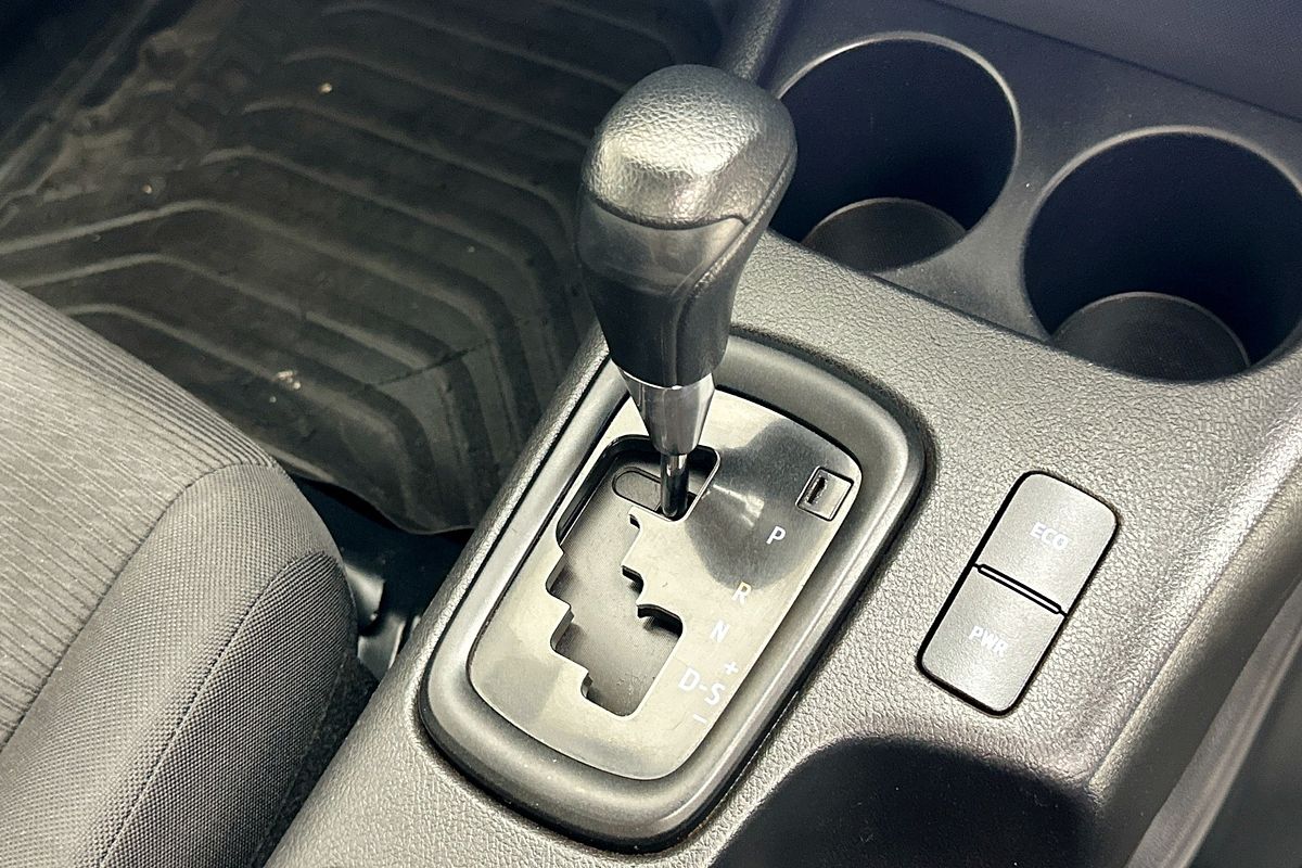 2021 Toyota HILUX SR (4x4) GUN126R 4X4