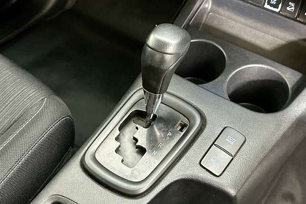 2020 Toyota HILUX SR (4x4) GUN126R MY19 UPGRADE 4X4