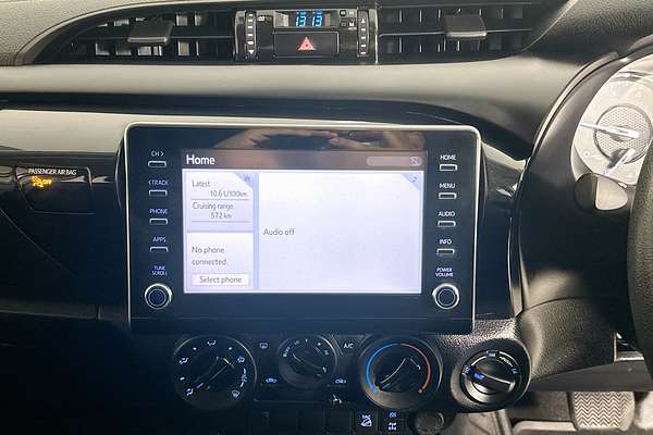 2020 Toyota HILUX SR (4x4) GUN126R FACELIFT 4X4