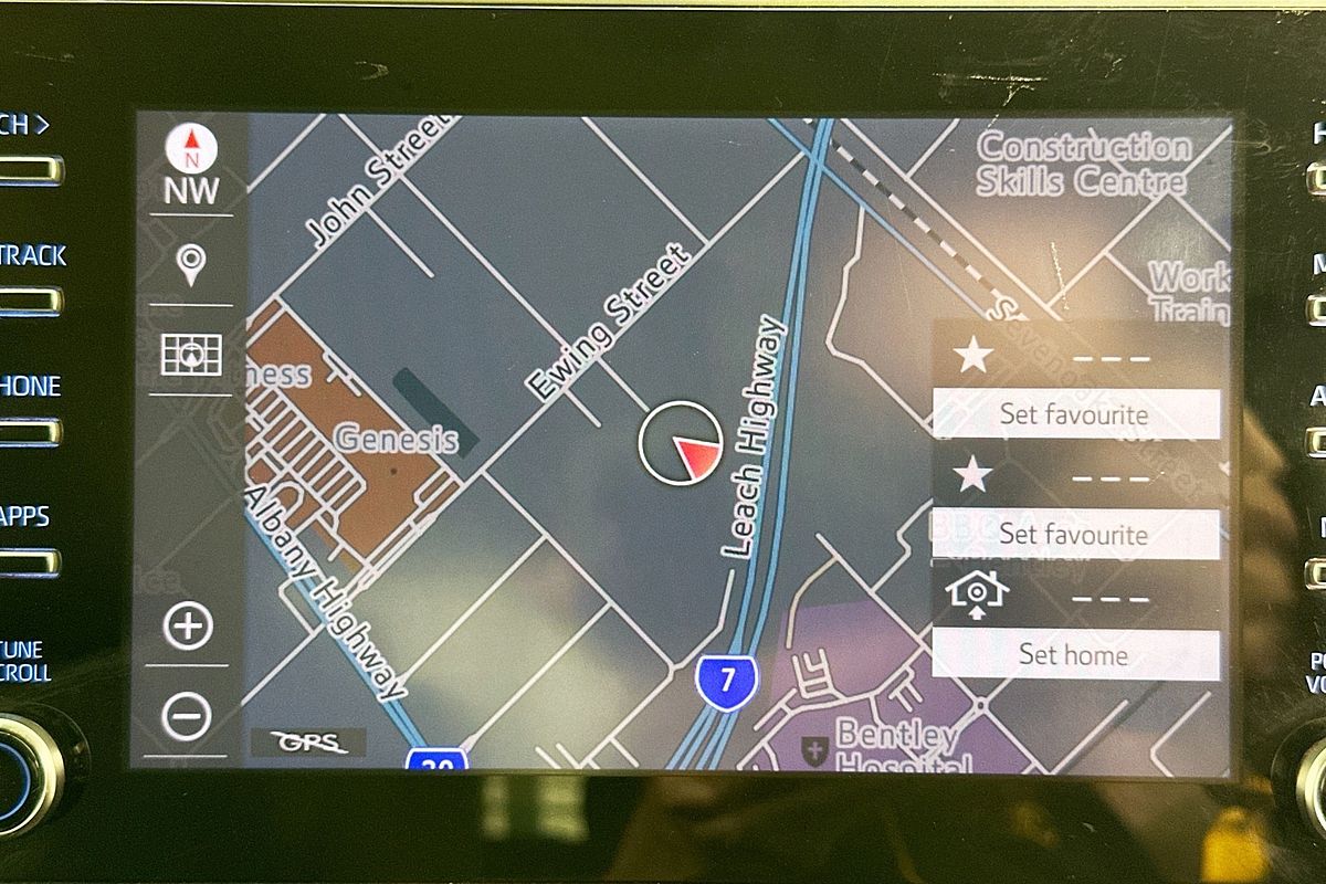 2021 Toyota HILUX SR5 (4x4) GUN126R FACELIFT 4X4