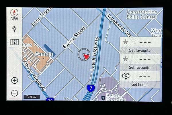 2021 Toyota HILUX SR5 (4x4) GUN126R FACELIFT 4X4