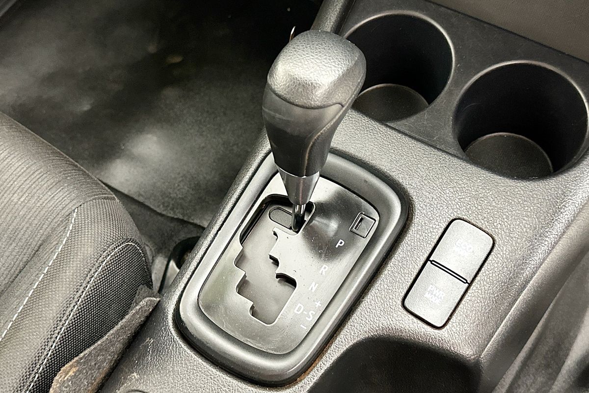 2021 Toyota HILUX SR (4x4) GUN126R 4X4