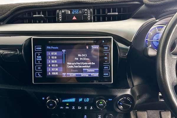 2017 Toyota HILUX SR5 (4x4) GUN126R MY17 4X4