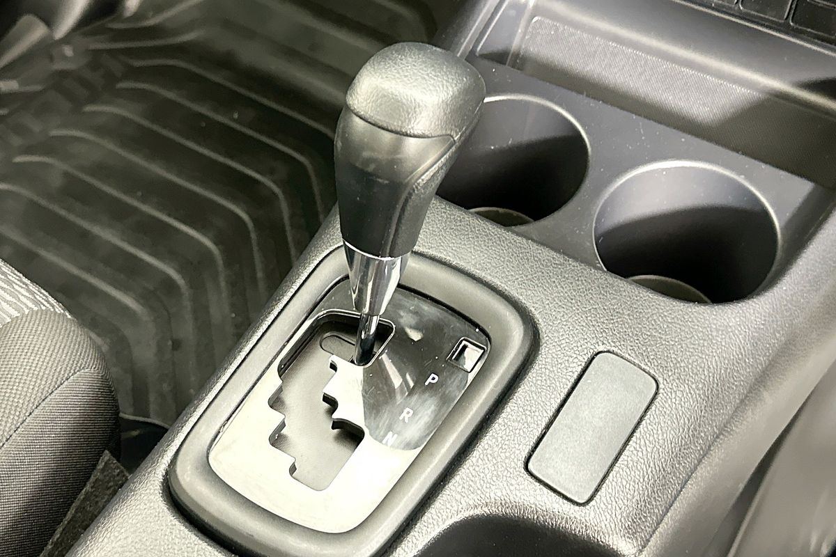 2022 Toyota HILUX WORKMATE (4x2) TGN121R 4x2