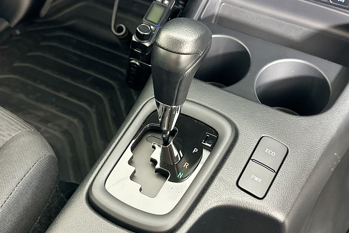 2024 Toyota HILUX SR (4x4) GUN126R 4X4