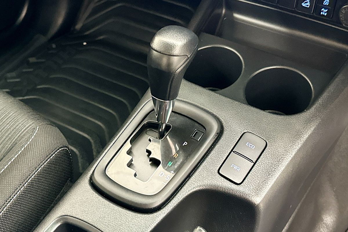 2022 Toyota HILUX SR (4x4) GUN126R 4X4