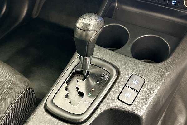 2021 Toyota HILUX SR (4x4) GUN126R 4X4